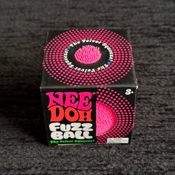 NEEDOH THE VELVET SQUEEZE FUZZ BALL PINK
