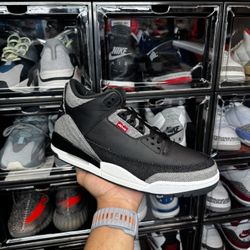 Levi’s x Air Jordan 3 Retro – Size 9.5 (Brand New)