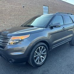 2015 Ford Explorer