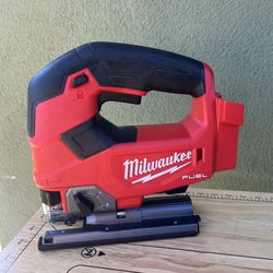 Milwaukee (2737-20) M18 FUEL 18V Lithium-Ion Brushless Cordless Jig Saw (Tool-Only)