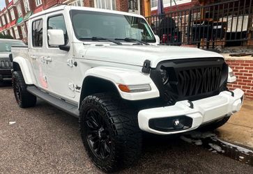 2021 Jeep Gladiator