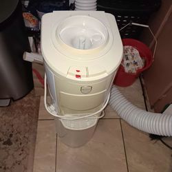 Water dispenser