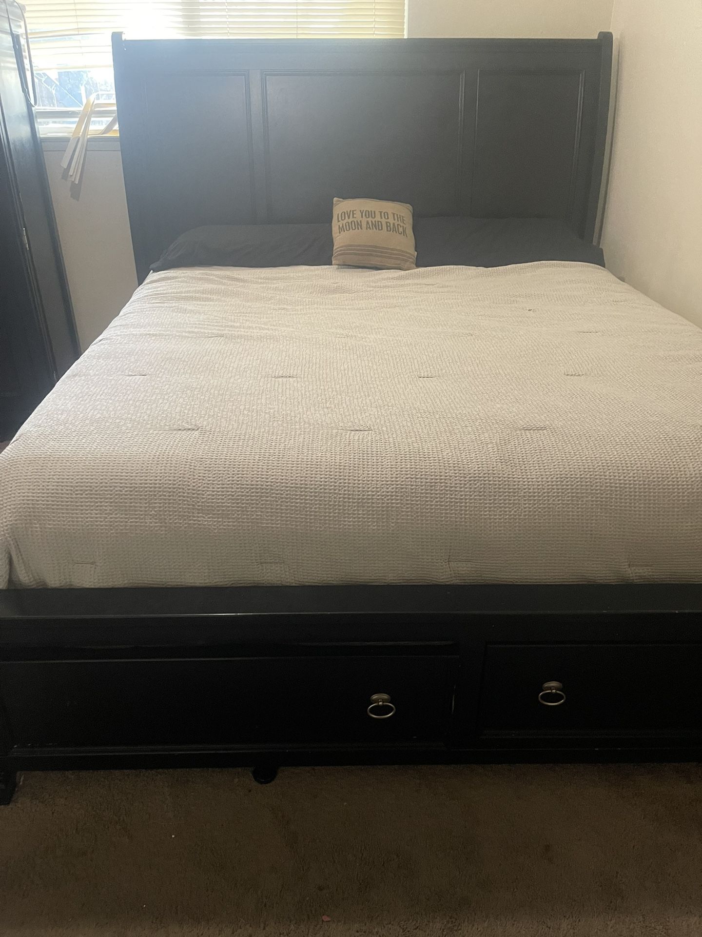 Cal King Bedroom Set (Mattress Not Included)