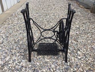 Antique Cast Iron New Home Sewing Machine Base