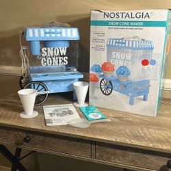 Nostalgia NSCM525BL Snow Cone Maker Blue