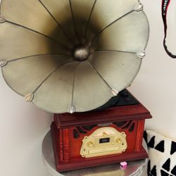 Antique Style Record Player
