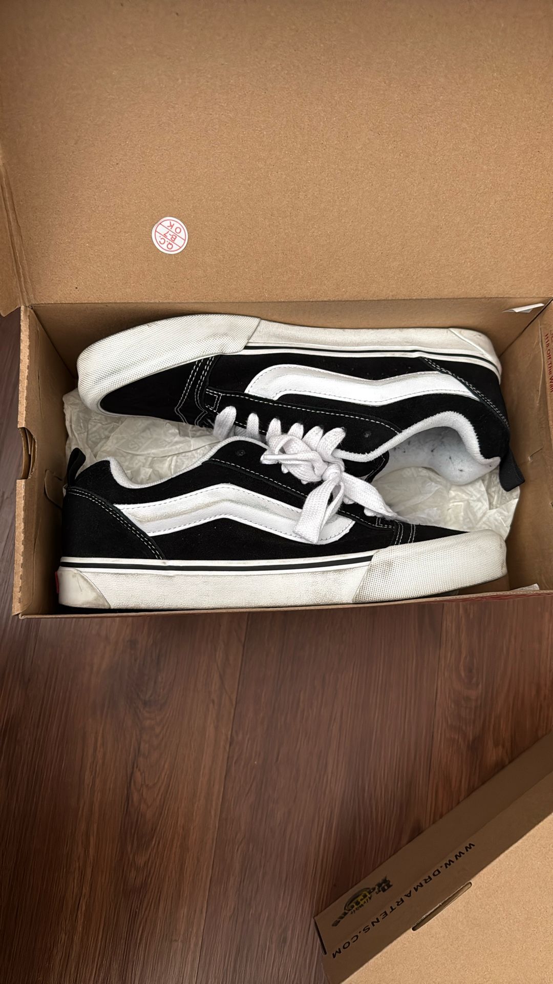 Vans Knu Skool Size 10