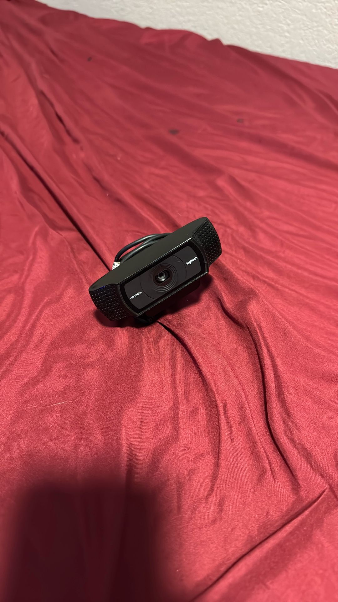 Logitech 1080p Pro Stream Webcam for HD Video Streaming and Recording at 1080p 30 FPS