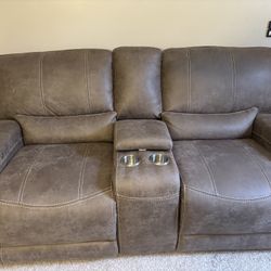 Power Recliner (loveseat)