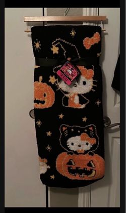 Hello Kitty Halloween Blanket