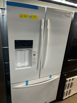 OPEN BOX FRIGIDAIRE GLOSS WHITE FRENCH STYLE REFRIGERATOR