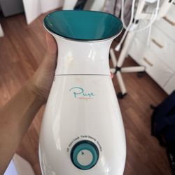 Facial steamer