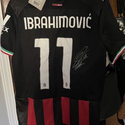 Zlatan Ibrahimovic Signed AC Milan Jersey