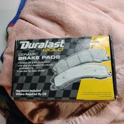 Duralast Gold Ceramic Break Pads DG785