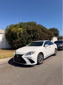 Lexus is250