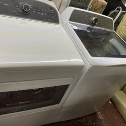 Whirlpool Cabrio Washer And Dryer 