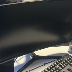 Samsung 32” Curved Monitor & Samsung 32” Curved Monitor + Onn LED Keyboard