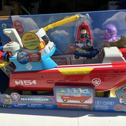 New In Box Paw Patrol Sea Patrol - Sea Patroller Transforming Vehicle with Lights and Sounds