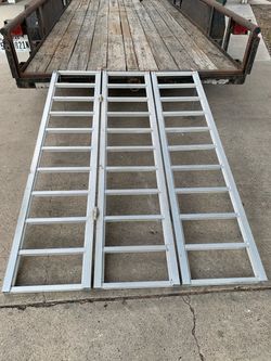 Tri Fold Aluminum Ramp