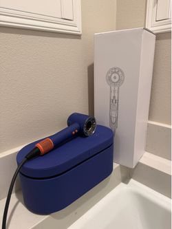 Dyson Supersonic Hair Dryer Nural HD16 Vinca Blue/Topaz Like New