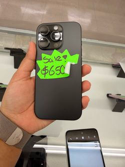 iPhone 16 pro 256gb AT&T cricket