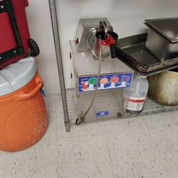 Snow Cone Machine 
