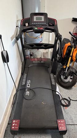 Sole F63 Treadmill