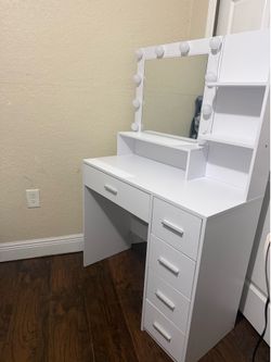 White Vanity with Lights