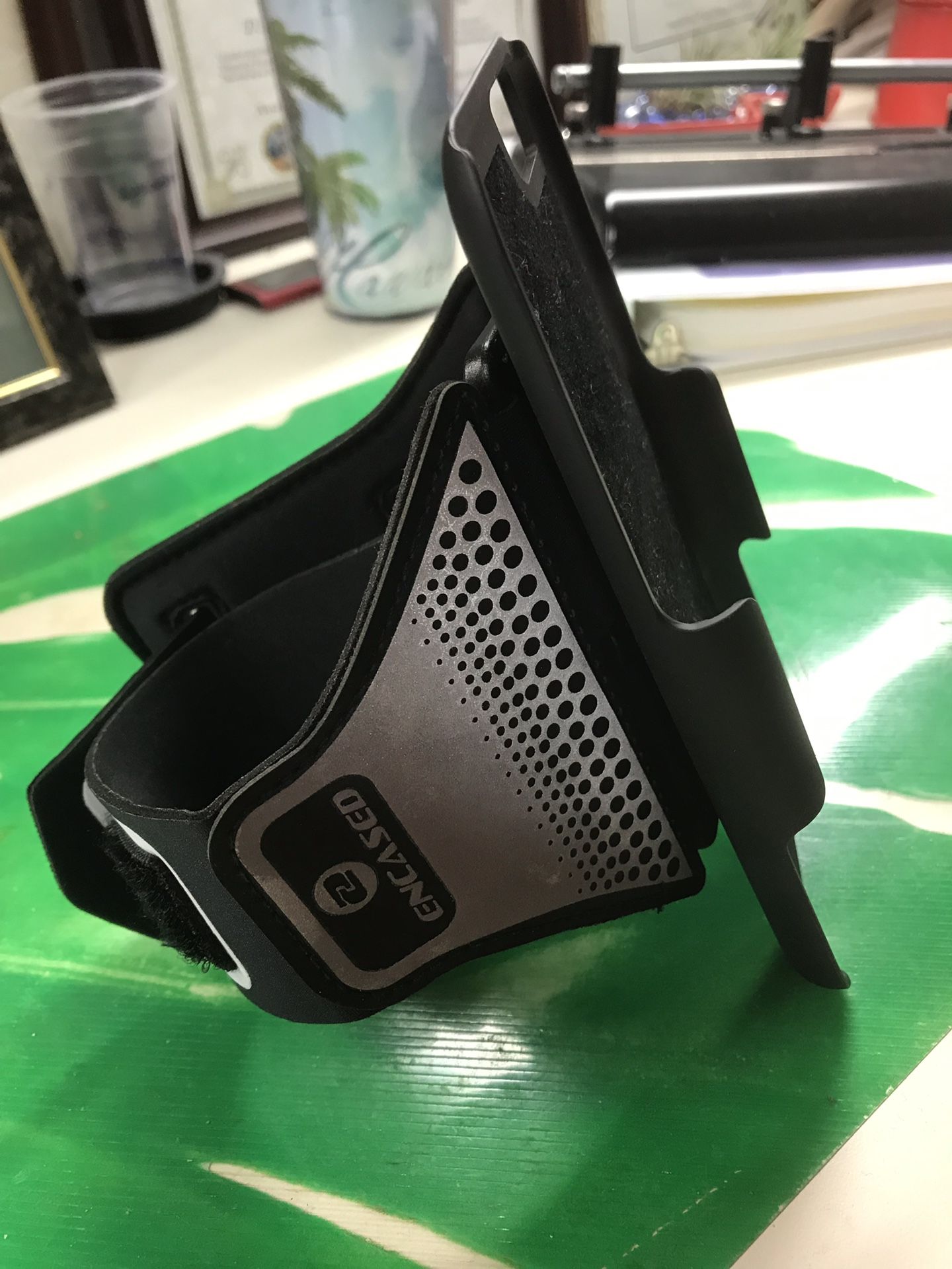 iPhone 6 Plus armband