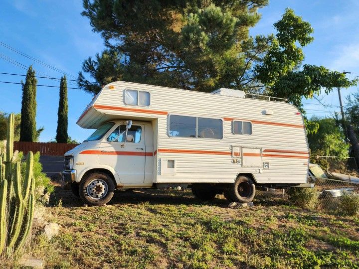 1977 Dodge Sportsman