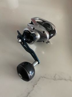 Shimano Tranxs 401HG Reel w/ 45lb Maxcuatro Spectra + Cover