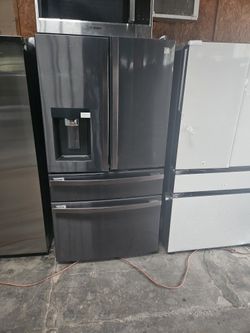 Refrigerator Four-door Use We Do Delivery Address 2829 North Main Street
