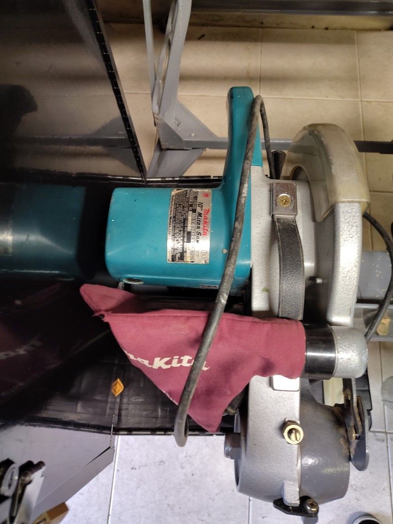 Makita Saw