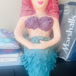 Little Mermaid Piñata 