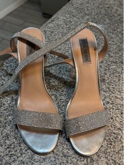 Steve Madden heel