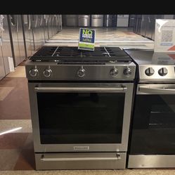 New Kitchen Aid Slide In Gas Range Five Burners‼️‼️