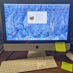 Apple iMac 2011 21.5" Intel Core i5@2.5Ghz, 8gb Ram, 500GB SATA Drive, macOS High Sierra. Apple Keyboard and Mouse. Comes with $90 worth Microsoft Off