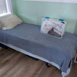 Adjustable Craftmatic Bed 