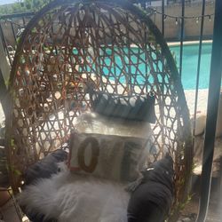 Hanging Wicker Egg Chair 