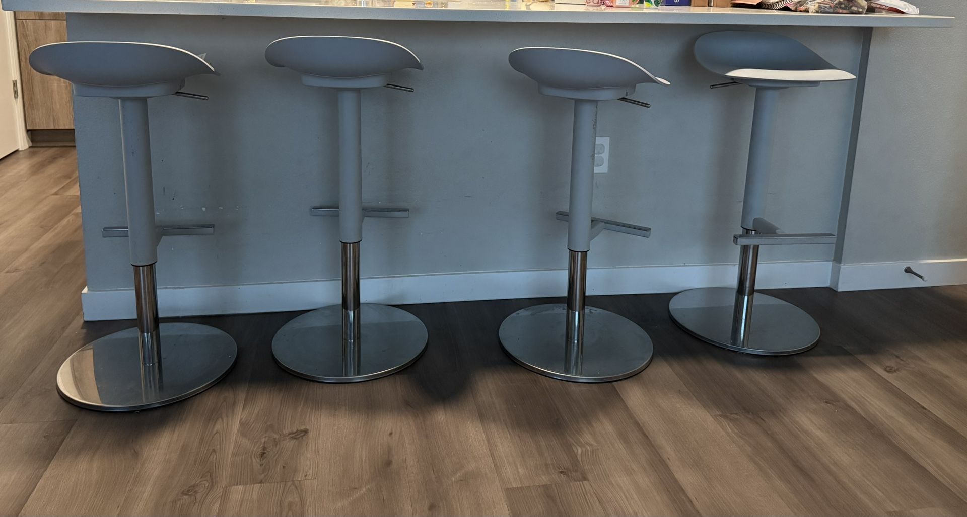 Bar Stools 