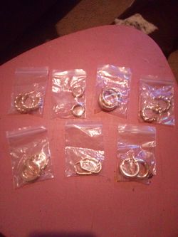 EARRINGS  7 different pair all brand new never worn