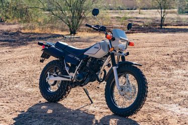 2027 Yamaha Tw200