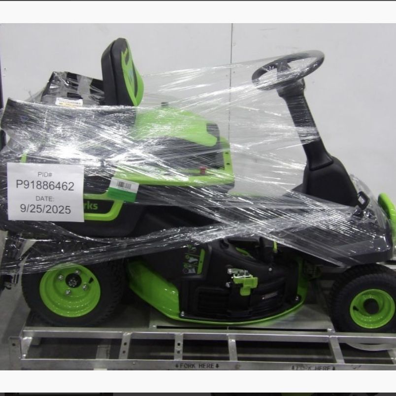 GREENWORKS Riding Lawn Mower