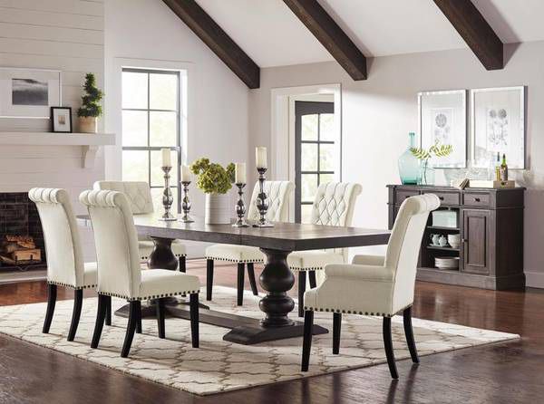 ~Stunning Dining Table with Two Extension Leaves and Elegant Chairs~Best Prices!