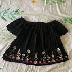 Flower Embroidery Top