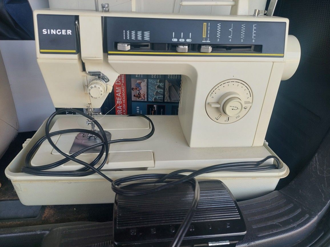 Singer 6212C Sewing Machine