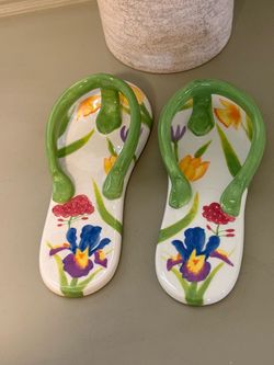 Floral Ceramic Flip-Flop Decorative Shoes in Green