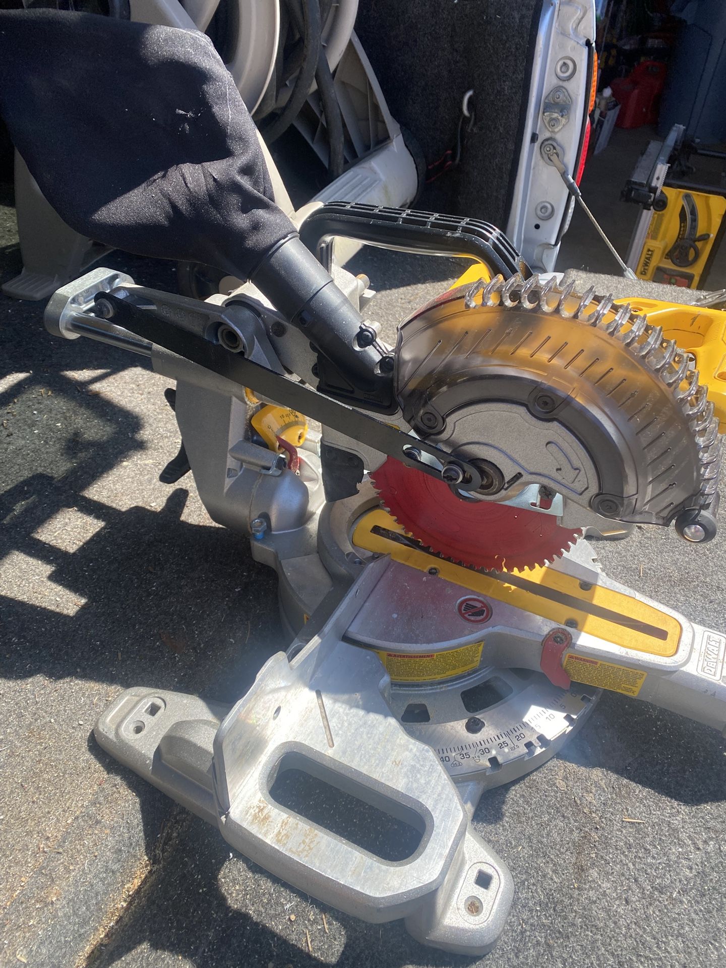 DEWALT DCS361B Miter Saw Cordless