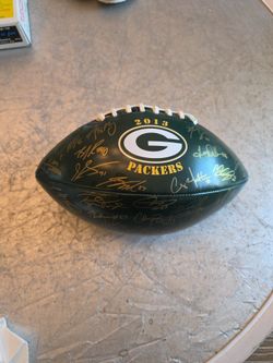 2013 Green Bay Packers Team Signed Community Outreach Collector Series Football