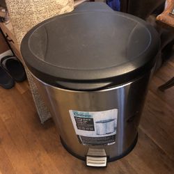 Stainless Steel Step On Trash Can With Removable Pail Inside